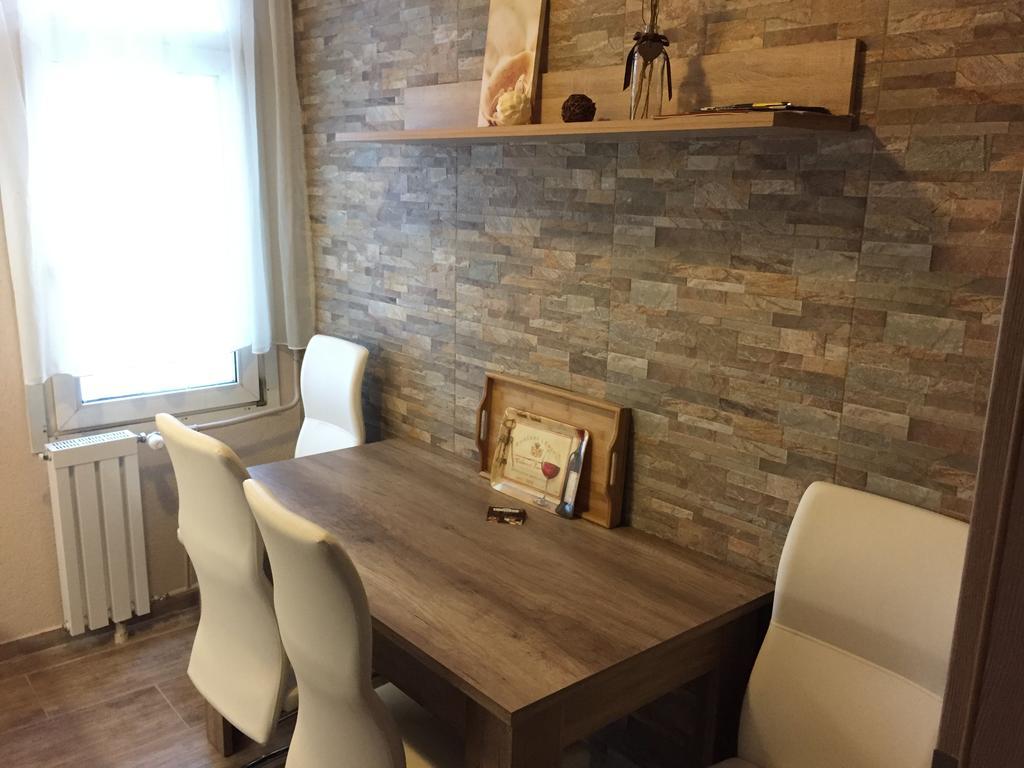 Belvarosi Deluxe Apartman Baja Exteriér fotografie